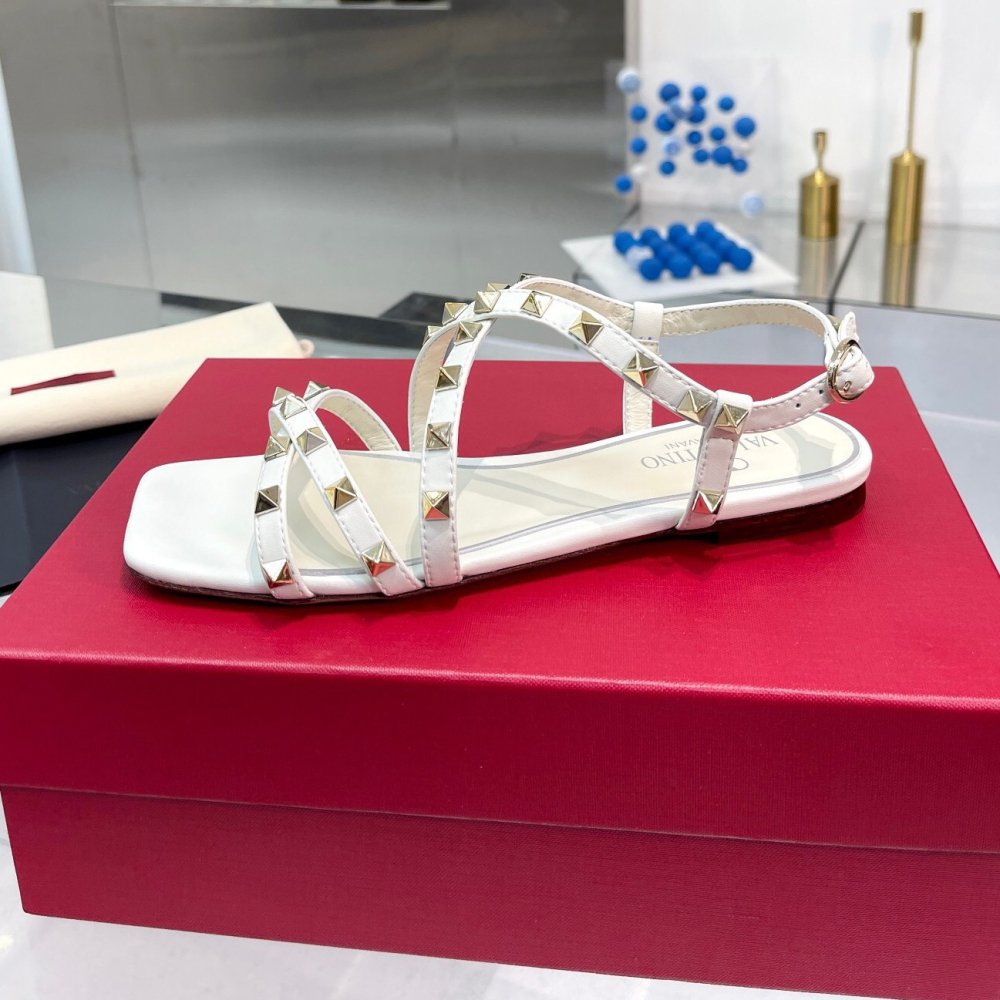 Cheap Reps Valentino Rockstud Flat Sandals with Straps in White Leather