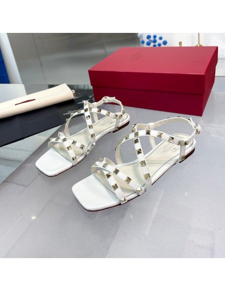 Cheap Reps Valentino Rockstud Flat Sandals with Straps in White Leather