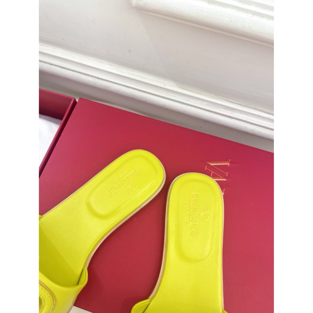 Cheap Reps Valentino VLogo Cut-out Slide Sandals in Yellow Leather