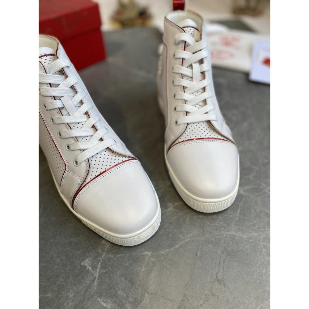 Cheap Reps Christian Louboutin Fun Louis Woman Flat Sneakers In White Calfskin