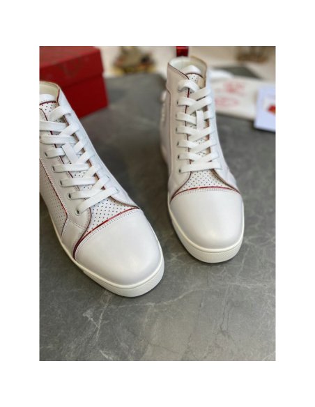 Cheap Reps Christian Louboutin Fun Louis Woman Flat Sneakers In White Calfskin