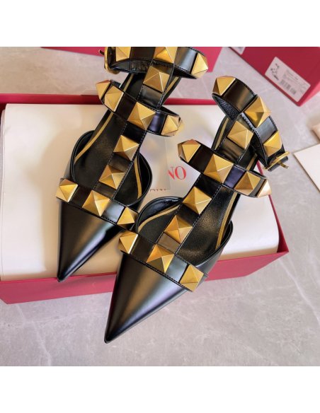 Cheap Reps Valentino Roman Stud Pumps 40mm In Black Calfskin