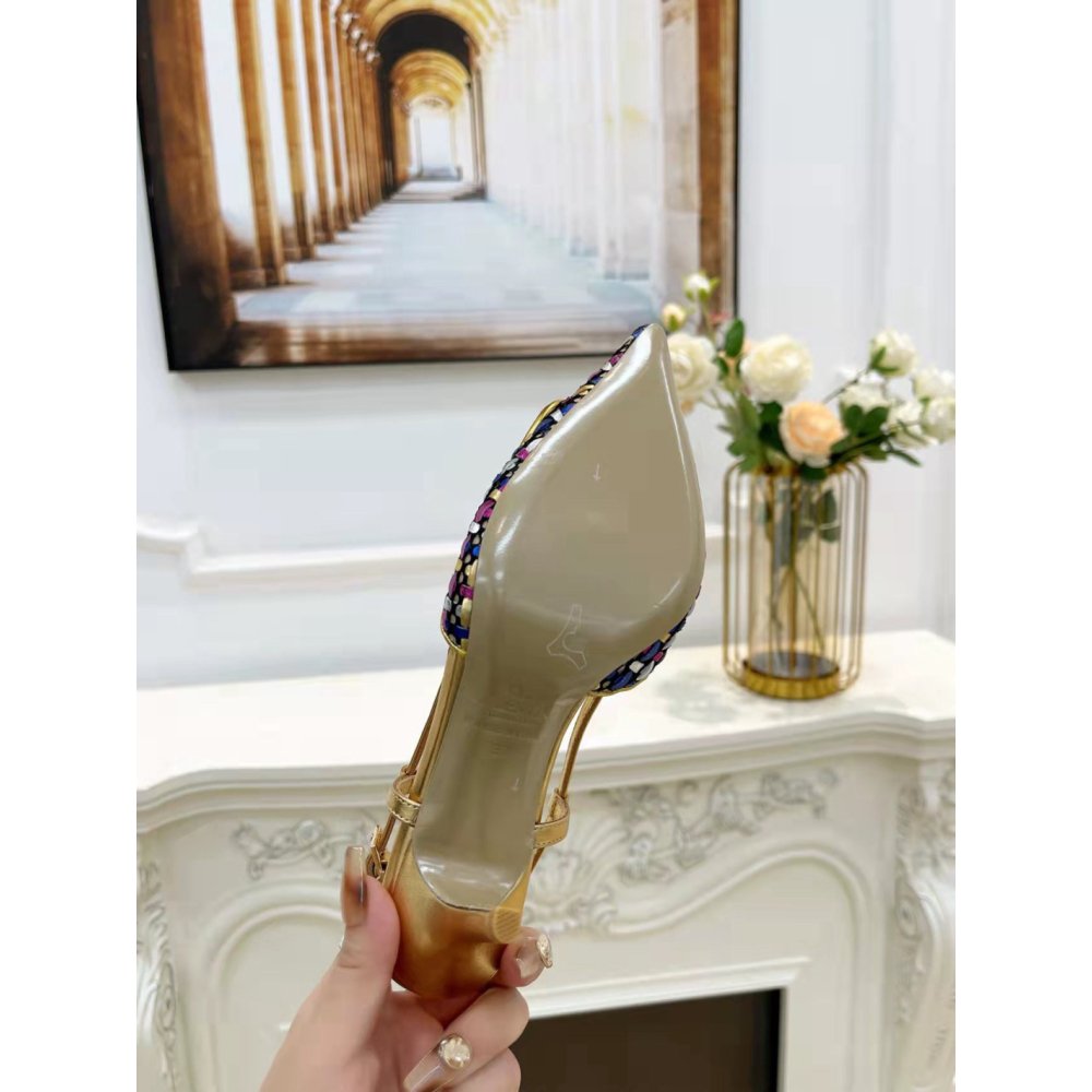 Cheap Reps Valentino VLogo Signature Slingback Pumps 80mm in Woven Metallic Leather