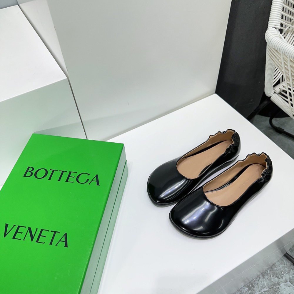 Cheap Reps Bottega Veneta Atomic Ballerina Flats in Black Lambskin