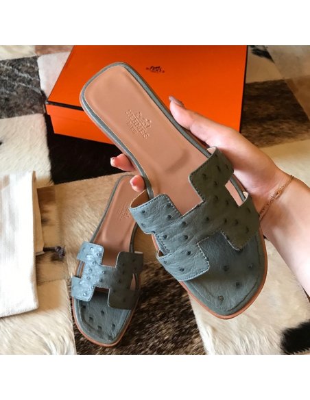 Cheap Reps Hermes Oran Slide Sandals In Vert Amande Ostrich Leather