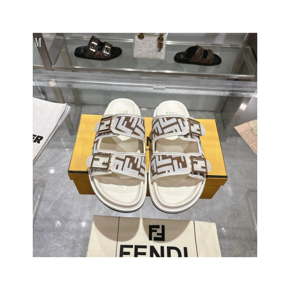 Fendi Slippers 031,Fendi Slippers,Slides Slippers,More Brands