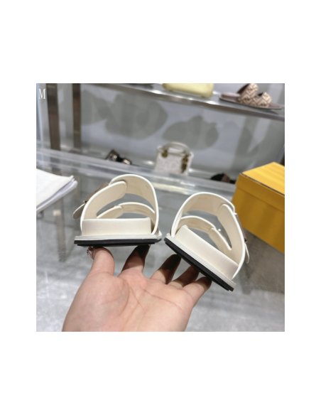 Fendi Slippers 031,Fendi Slippers,Slides Slippers,More Brands