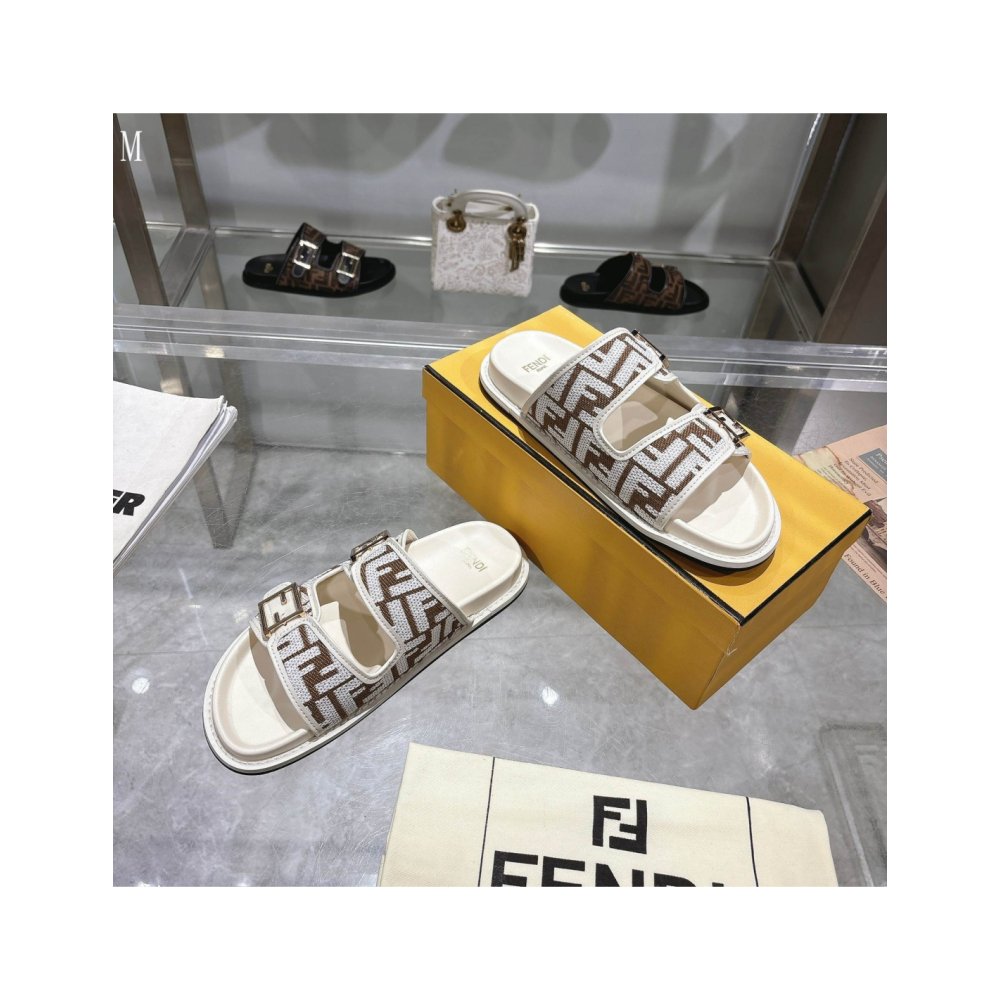 Fendi Slippers 031,Fendi Slippers,Slides Slippers,More Brands