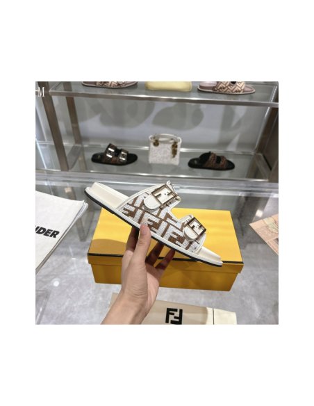 Fendi Slippers 031,Fendi Slippers,Slides Slippers,More Brands