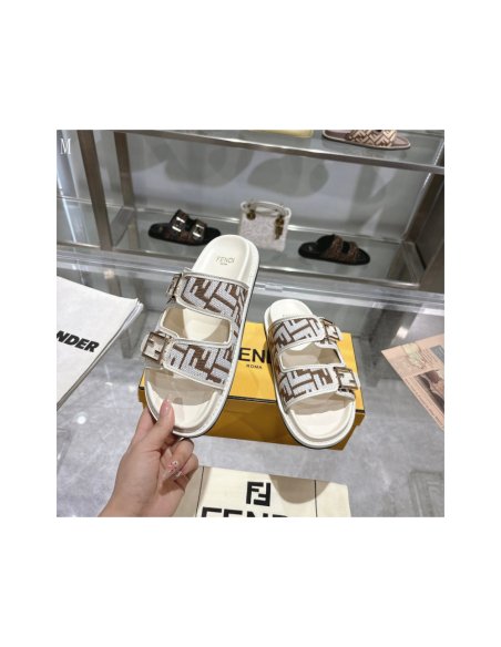 Fendi Slippers 031,Fendi Slippers,Slides Slippers,More Brands