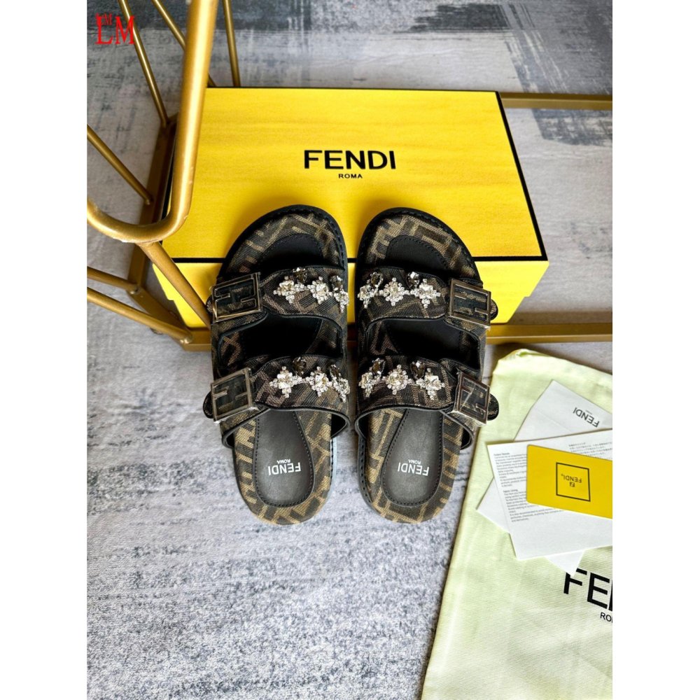 Fendi Slippers 004,Fendi Slippers,Slides Slippers,More Brands