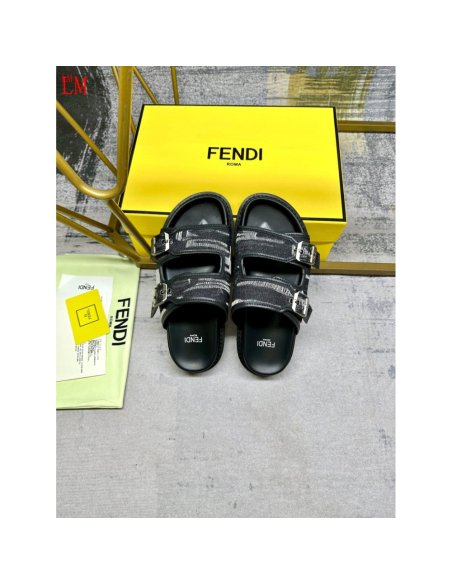 Fendi Slippers 006,Fendi Slippers,Slides Slippers,More Brands