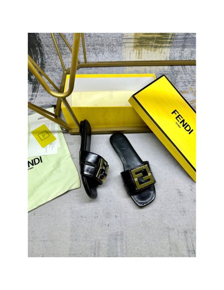 Fendi Slippers 018,Fendi Slippers,Slides Slippers,More Brands