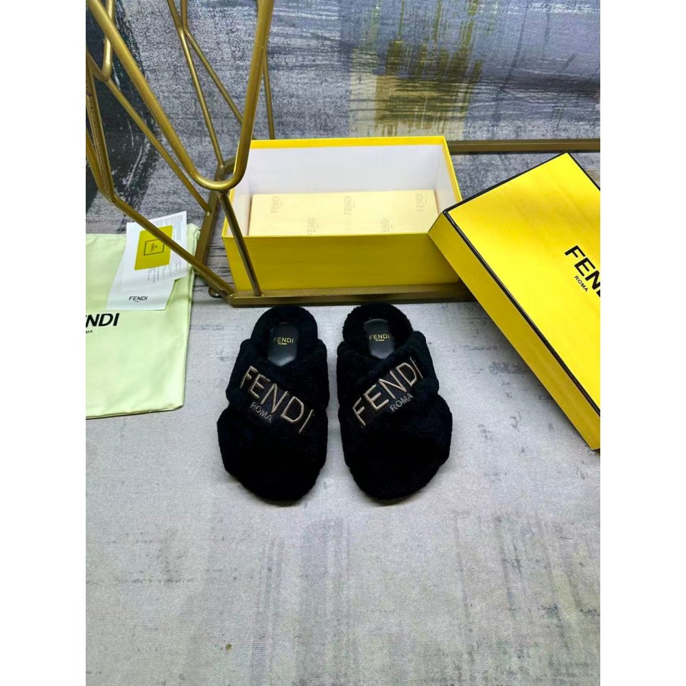 Fendi Slippers 062,Fendi Slippers,Slides Slippers,More Brands
