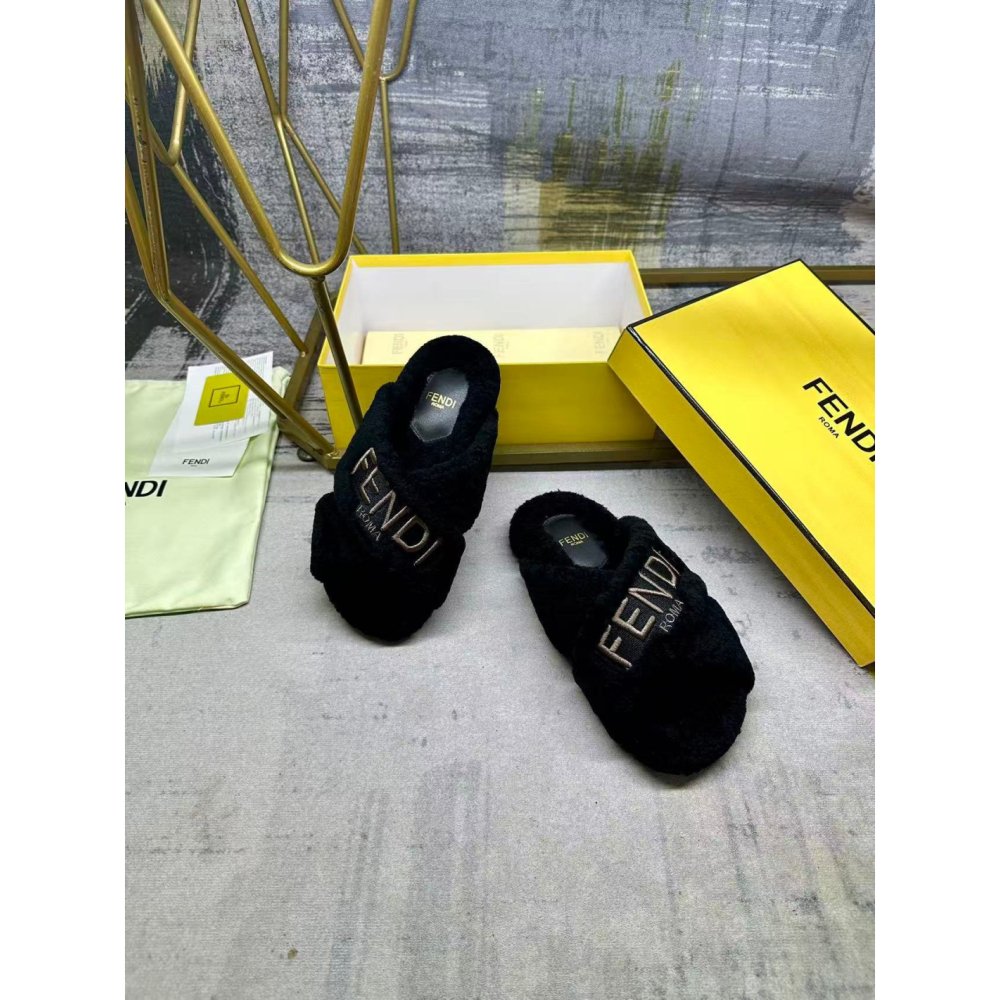 Fendi Slippers 062,Fendi Slippers,Slides Slippers,More Brands