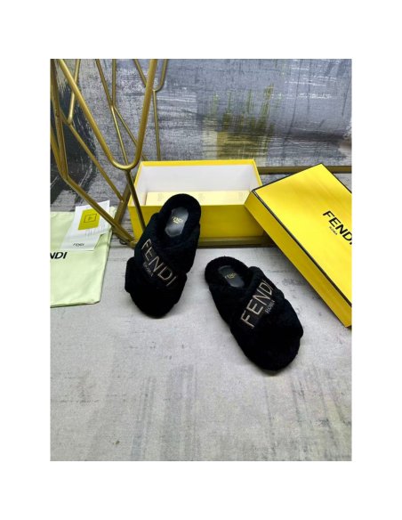 Fendi Slippers 062,Fendi Slippers,Slides Slippers,More Brands