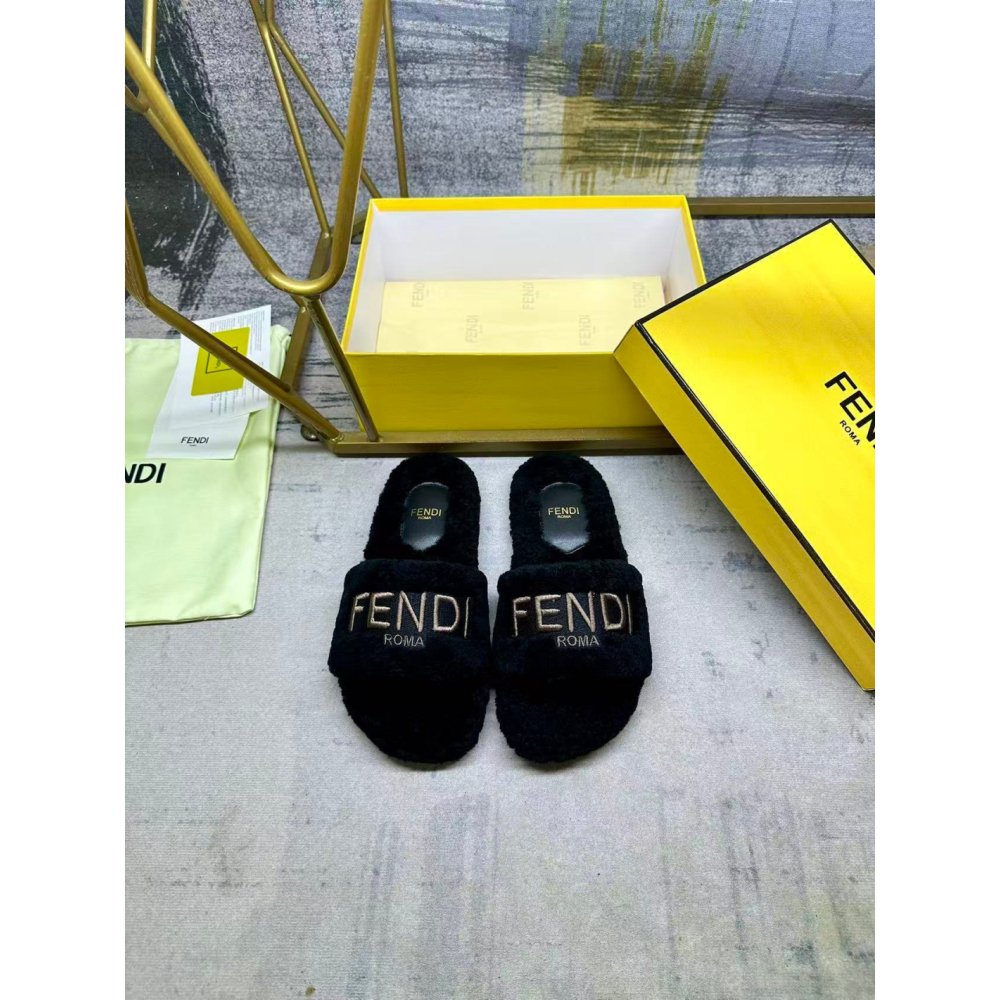 Fendi Slippers 066,Fendi Slippers,Slides Slippers,More Brands