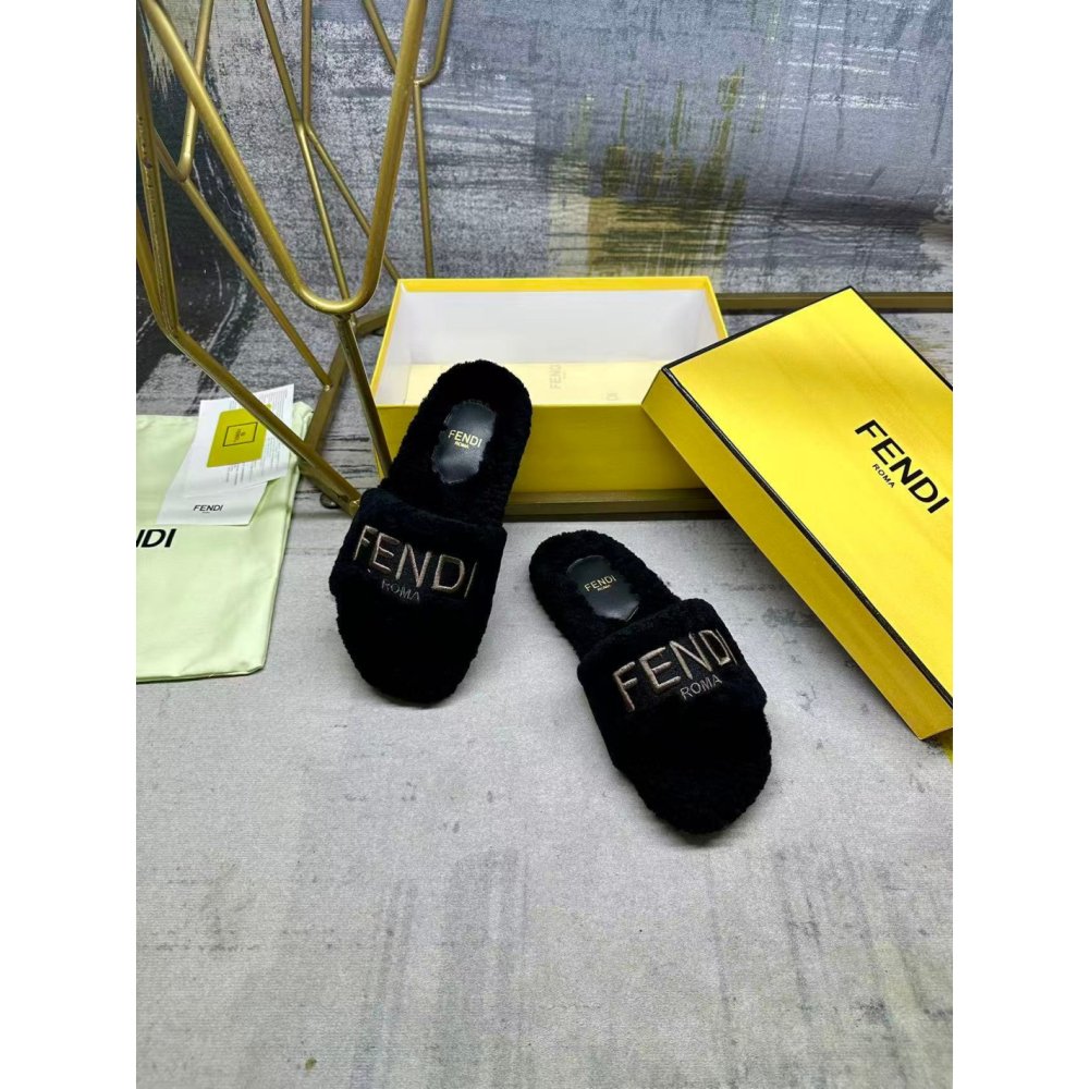 Fendi Slippers 066,Fendi Slippers,Slides Slippers,More Brands