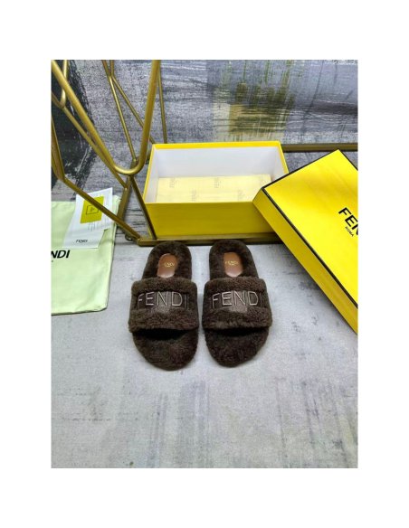 Fendi Slippers 067,Fendi Slippers,Slides Slippers,More Brands