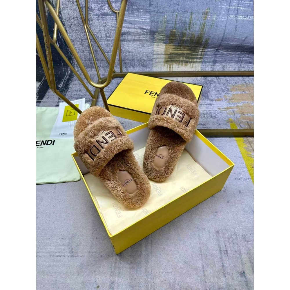 Fendi Slippers 068,Fendi Slippers,Slides Slippers,More Brands
