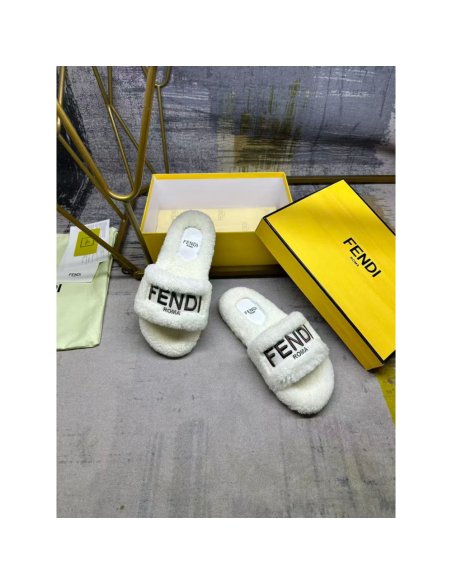 Fendi Slippers 069,Fendi Slippers,Slides Slippers,More Brands