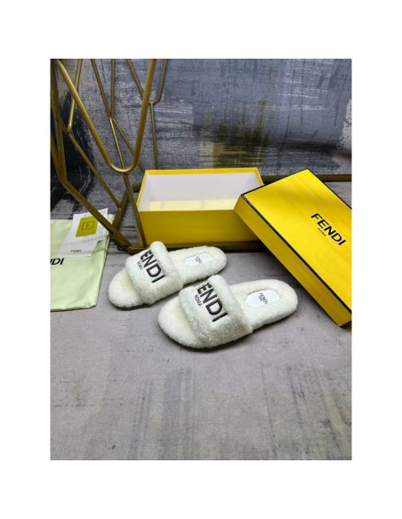 Fendi Slippers 069,Fendi Slippers,Slides Slippers,More Brands