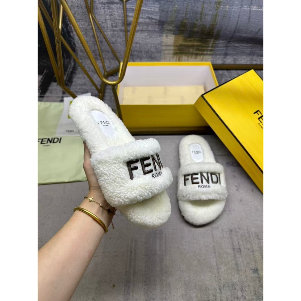 Fendi Slippers 069,Fendi Slippers,Slides Slippers,More Brands
