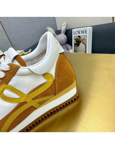 Cheap Reps Loewe Womens Flow Runner Sneakers in White Nylon and Tan Suede