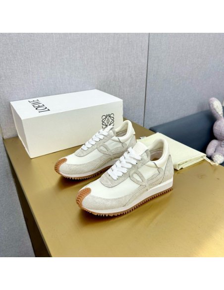 Cheap Reps Loewe Womens Flow Runner Sneakers in White Brushed Suede