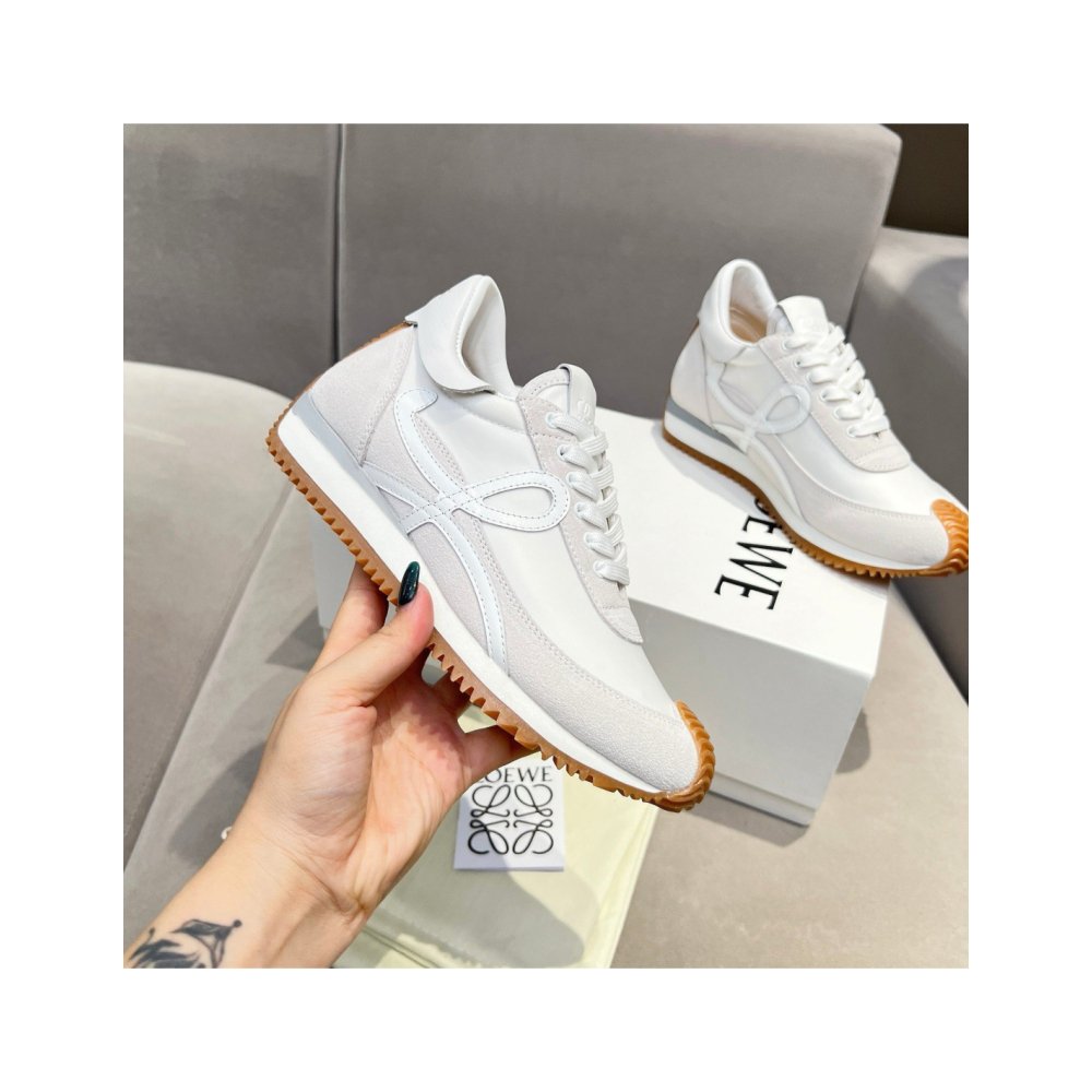 Cheap Reps Loewe Womens Flow Runner Sneakers in White Nylon and Suede