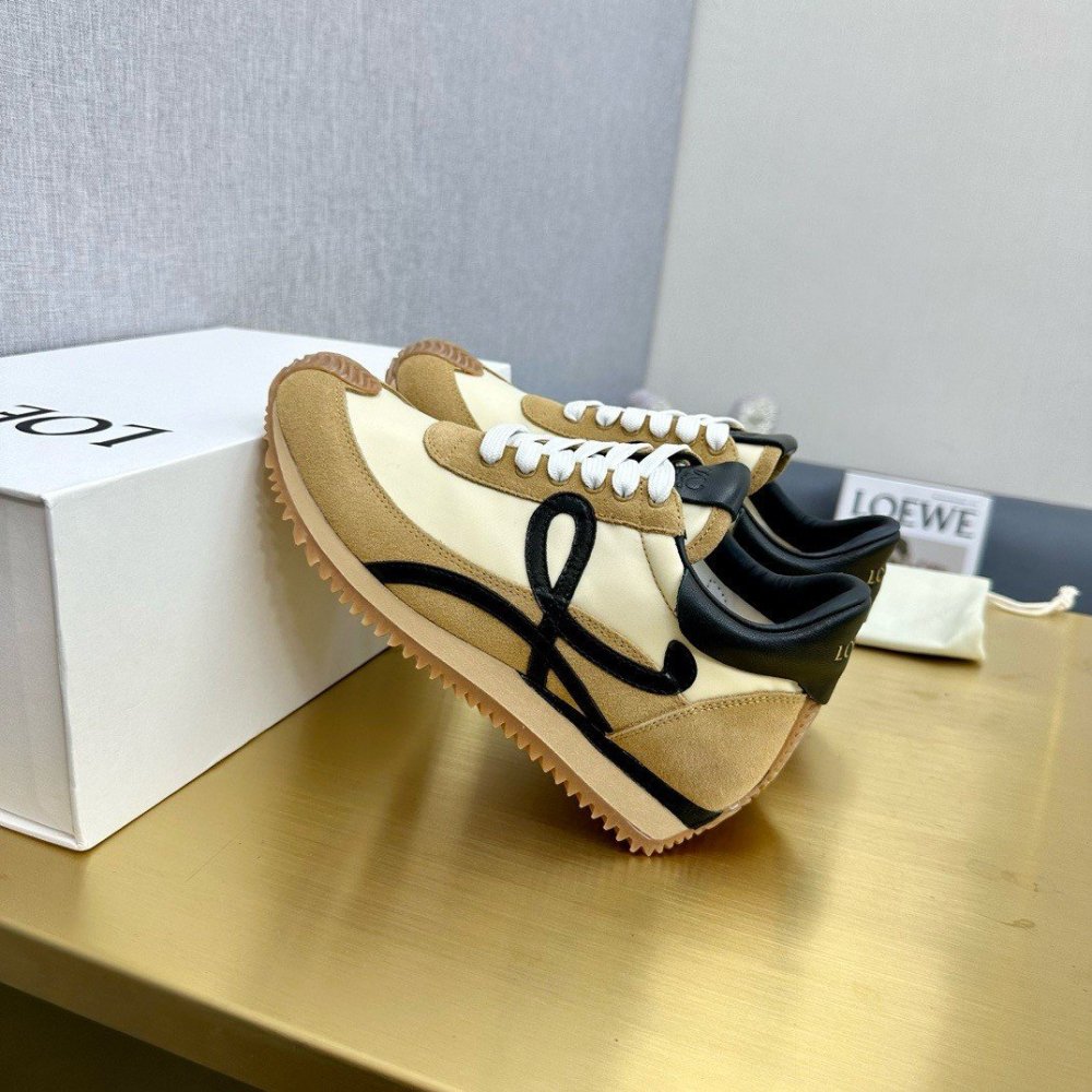 Cheap Reps Loewe Womens Flow Runner Sneakers in Beige Nylon and Suede