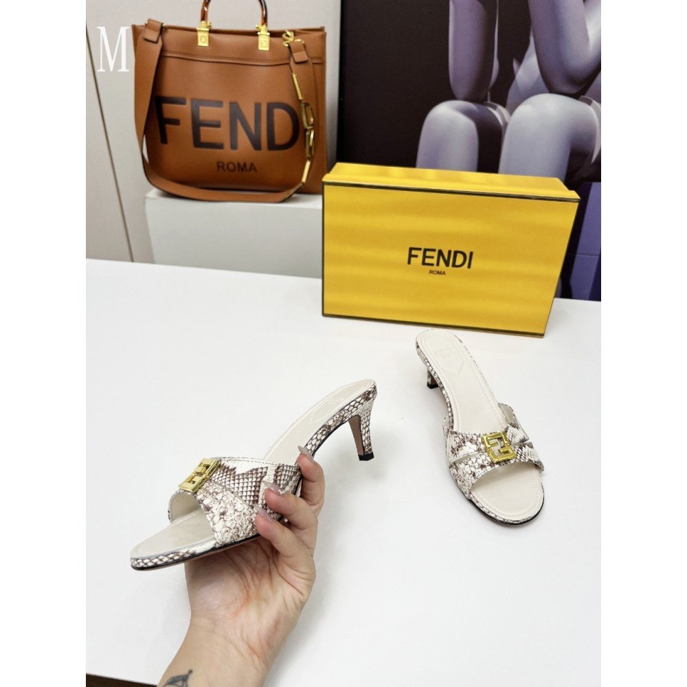 Prada Slippers 036