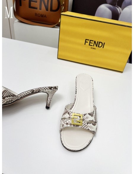Prada Slippers 036