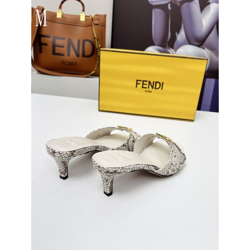 Prada Slippers 036