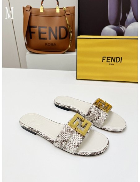 Prada Slippers 037