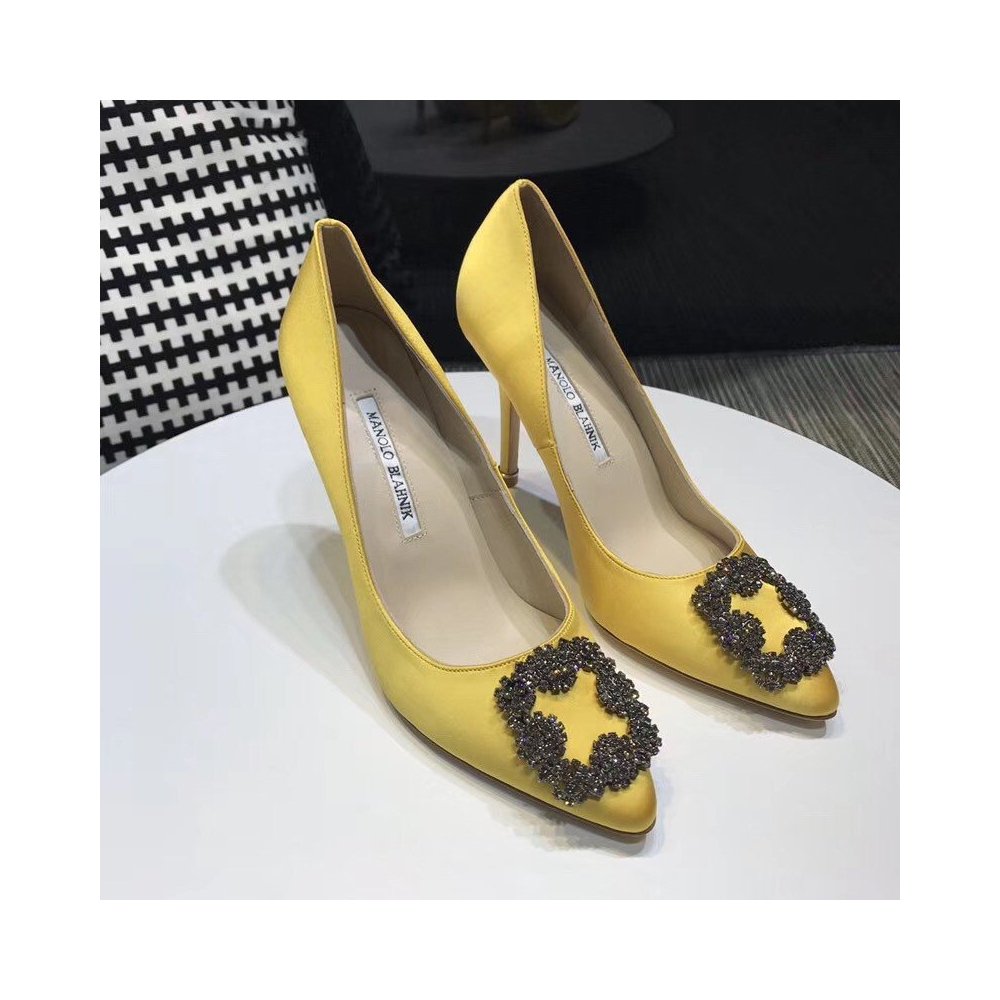 Cheap Reps Manolo Blahnik Hangisi 105 Pumps In Yellow Satin