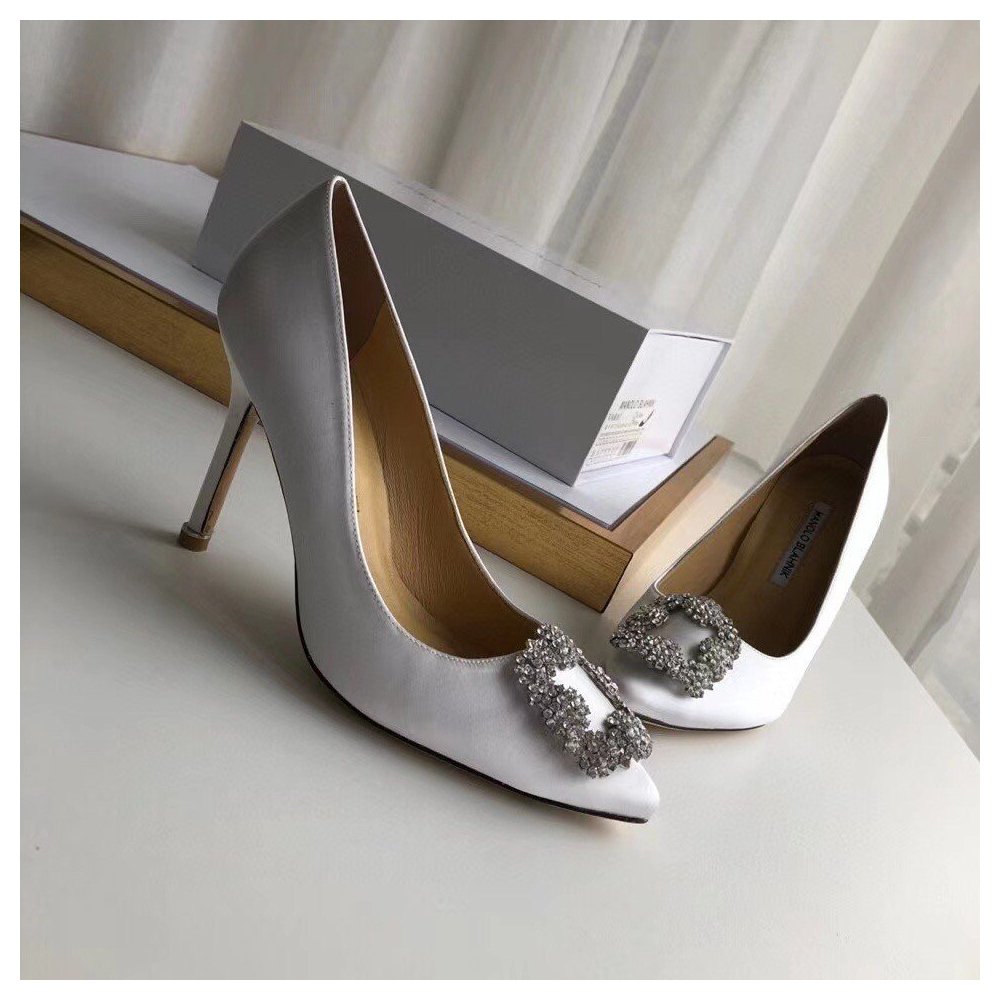 Cheap Reps Manolo Blahnik Hangisi 105 Pumps In White Satin
