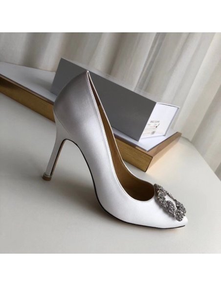 Cheap Reps Manolo Blahnik Hangisi 105 Pumps In White Satin