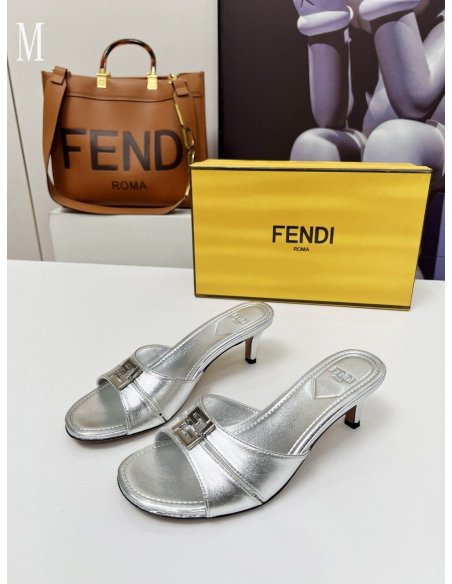 Chanel Slippers 090,Chanel Slippers,Slides Slippers,More Brands