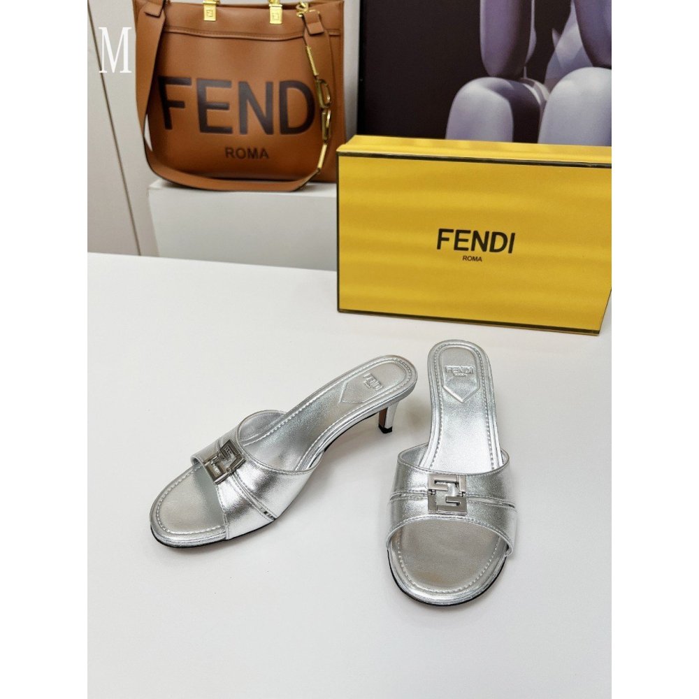 Chanel Slippers 090,Chanel Slippers,Slides Slippers,More Brands