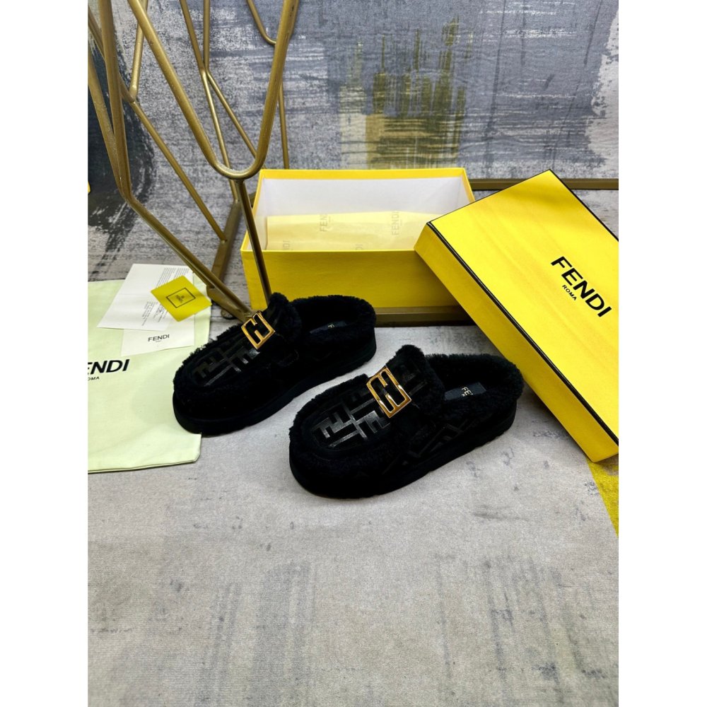 Chanel Slippers 098,Chanel Slippers,Slides Slippers,More Brands
