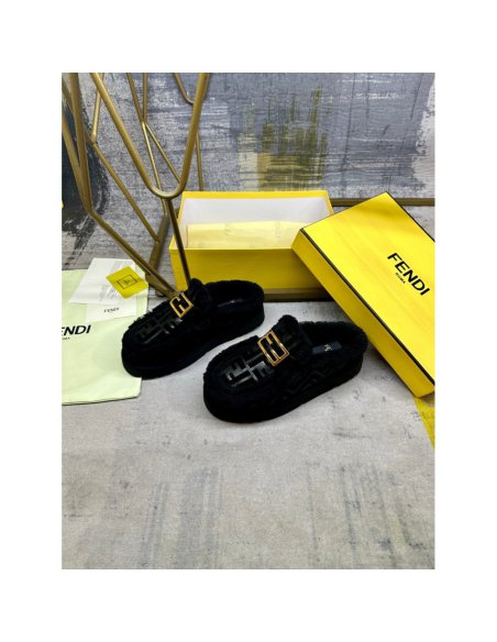 Chanel Slippers 098,Chanel Slippers,Slides Slippers,More Brands