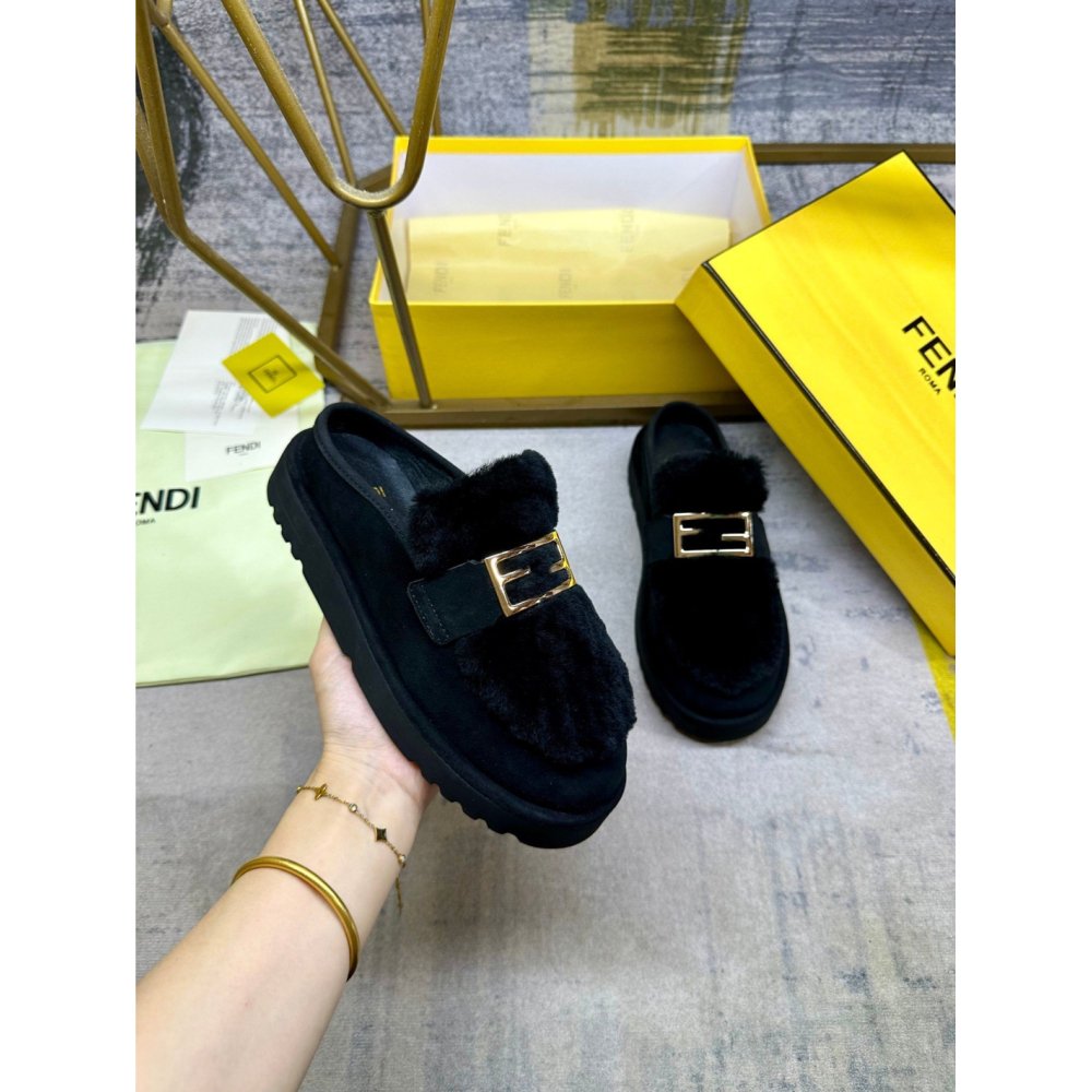 Prada Slippers 053
