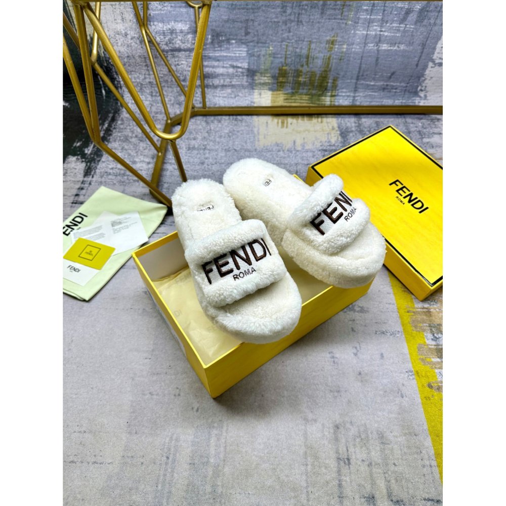 Prada Slippers 057