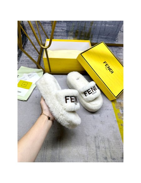 Prada Slippers 057