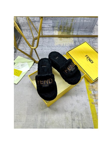 Valentino slippers 055,Valentino Slippers,Slides Slippers,More Brands