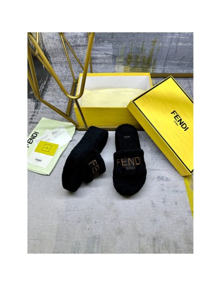 Valentino slippers 055,Valentino Slippers,Slides Slippers,More Brands