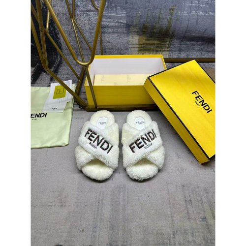 Valentino slippers 065,Valentino Slippers,Slides Slippers,More Brands
