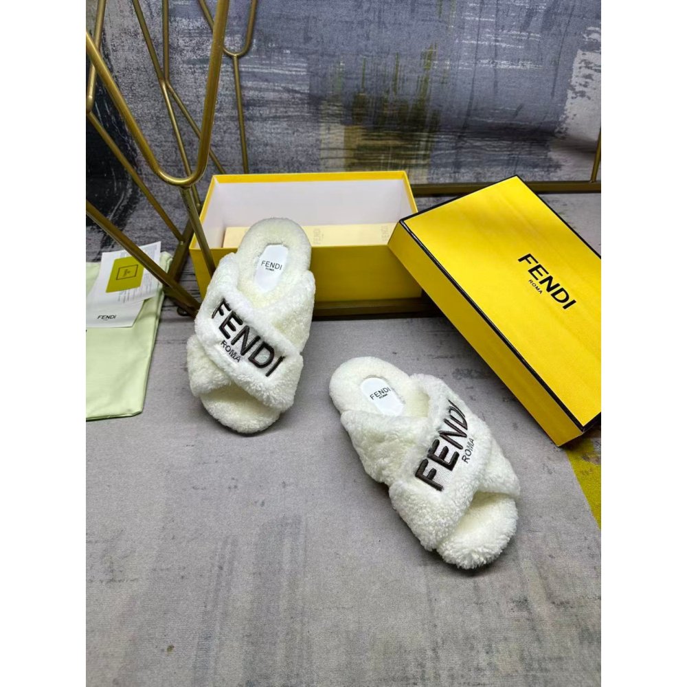 Valentino slippers 065,Valentino Slippers,Slides Slippers,More Brands