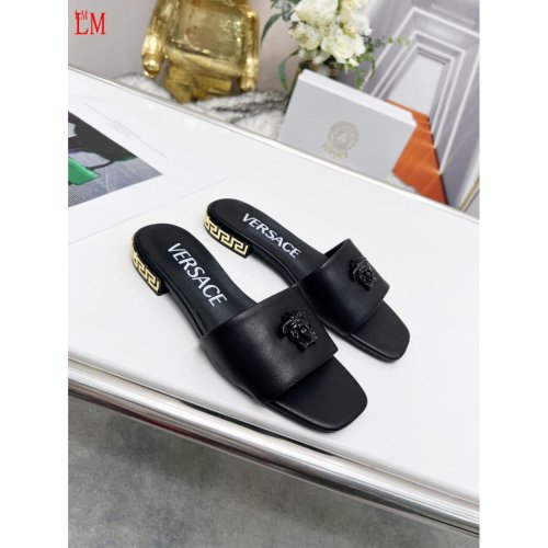 Versace slippers 095,Versace Slides,Slides Slippers,More Brands